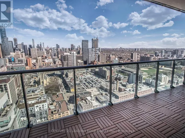 33 Lombard St #3503, Toronto, ON M5C 3H8