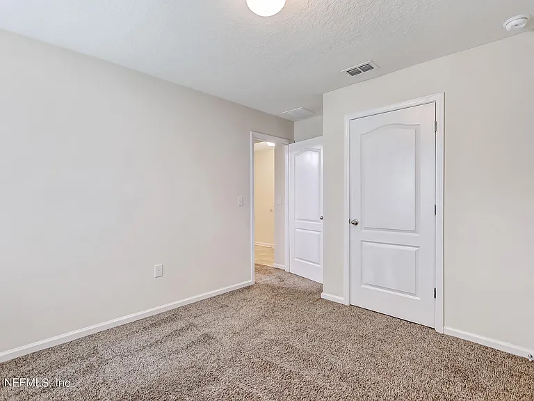 70 Cody St — Photo 38
