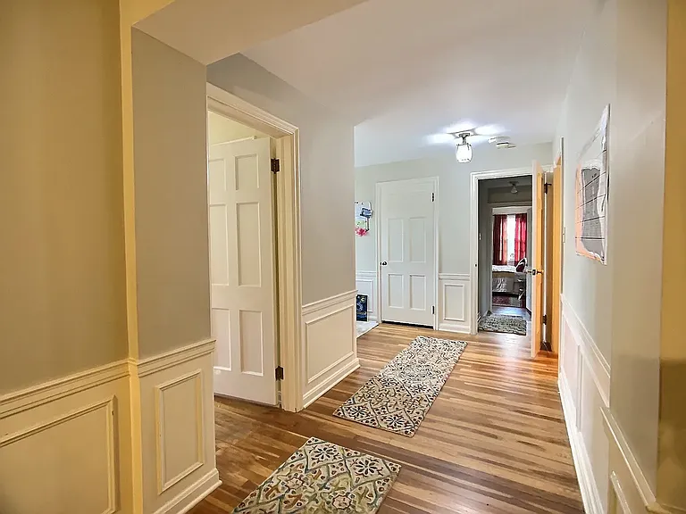 14575 Shaker Blvd — Photo 17