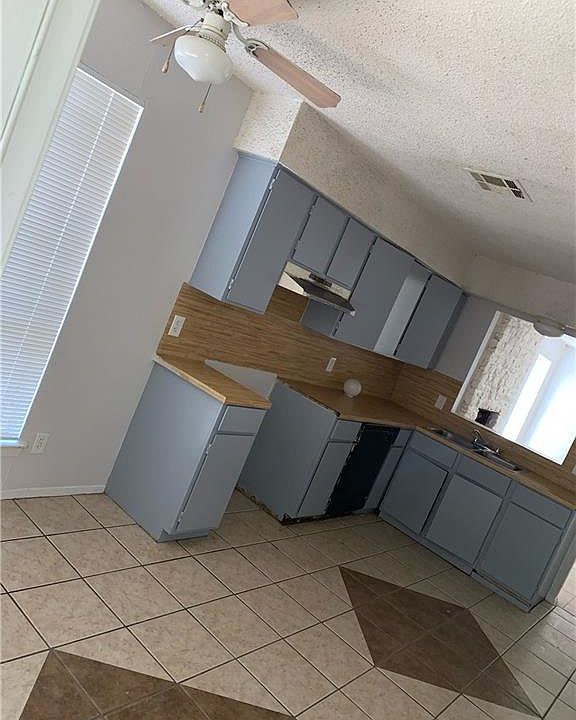 1st image of 908 Bird Creek Dr #B
