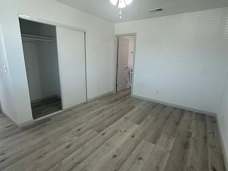 202-204 Calla Ave — Photo 27