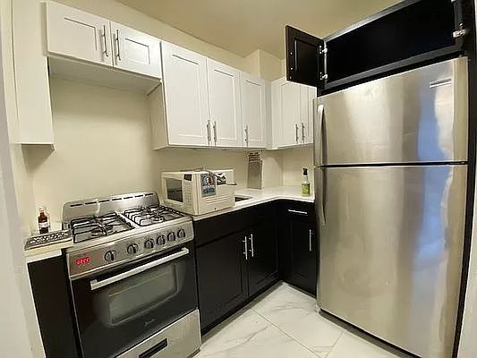 3rd image of 283 Clarkson Ave #222