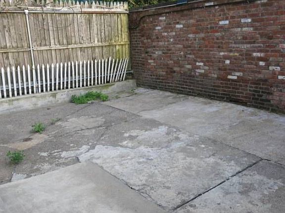 Pvt Out door Space