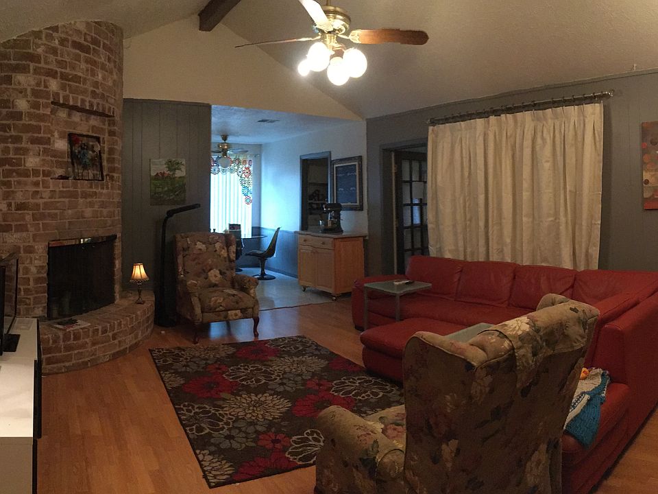 2nd image of 11906 Dorrance Ln
