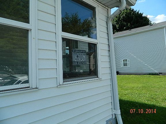 2nd image of 414 Anderson Ave
