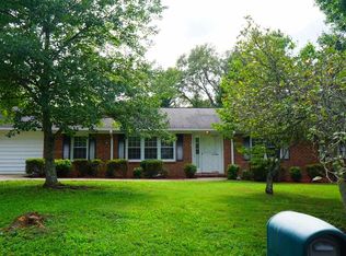 105 Scottswood Rd, Greenville, SC 29615