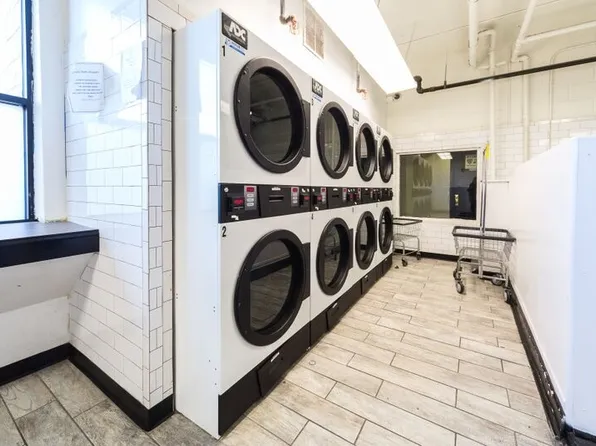 1990 Lexington Avenue image 9 of 9