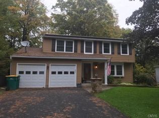 8 Endora Dr, Baldwinsville, NY 13027
