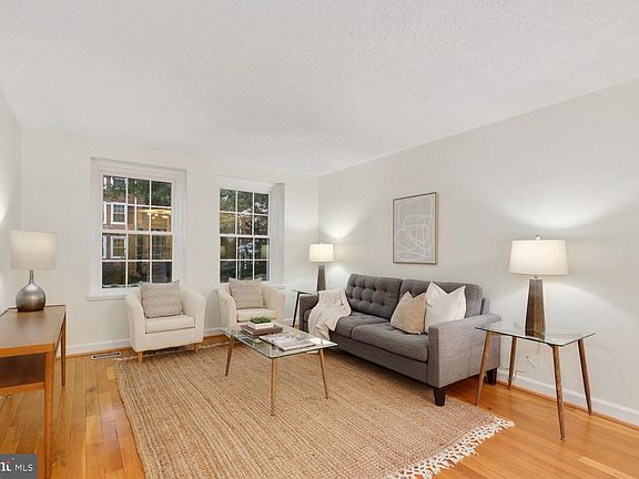 3rd image of 4822 29th St S APT A1
