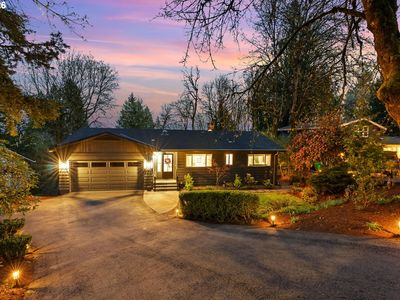 10455 SW Ridgeview Ln, Portland, OR, 97219