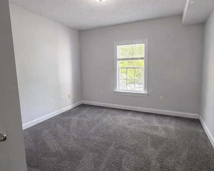 Unit Photo