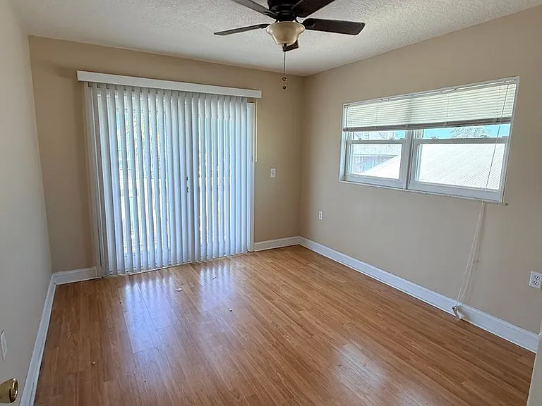 342 Tarpon Ave — Photo 17