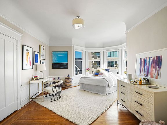 5th image of 1097 Green St APT 9