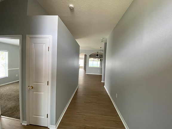 4th image of 31410 Wrencrest Dr