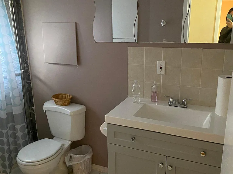 118 Willard Ave — Photo 1