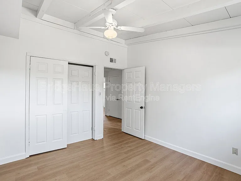 7562 Zemco Dr — Photo 31