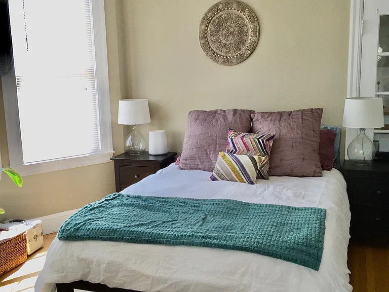 2815 Filbert St #204 — Photo 17