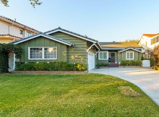 3355 Yorkshire Rd, Pasadena, CA 91107