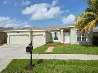 121 Burnt Pine Dr, Naples, FL 34119