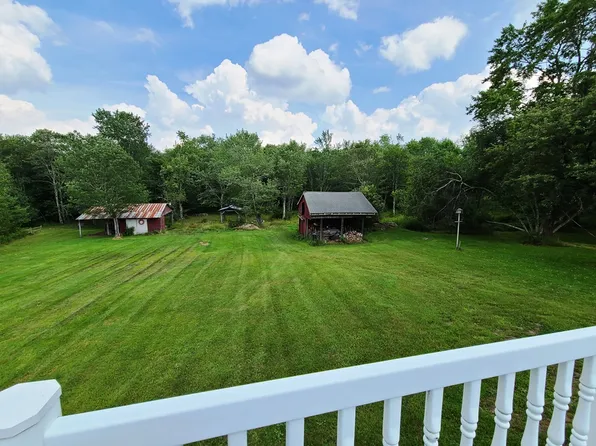 16 Martin Ln, Mongaup Valley, NY 12762