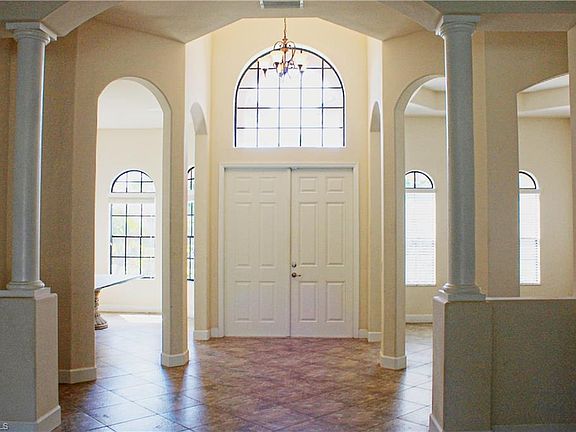 2nd image of 27020 Edenrock Ct
