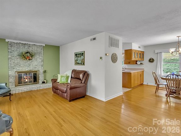 5th image of 250 Reeves Cove Rd