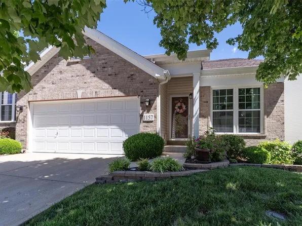 1157 Arbor Place Dr, Valley Park, MO 63088