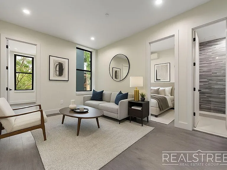697 De Kalb Ave #2R — Photo 1