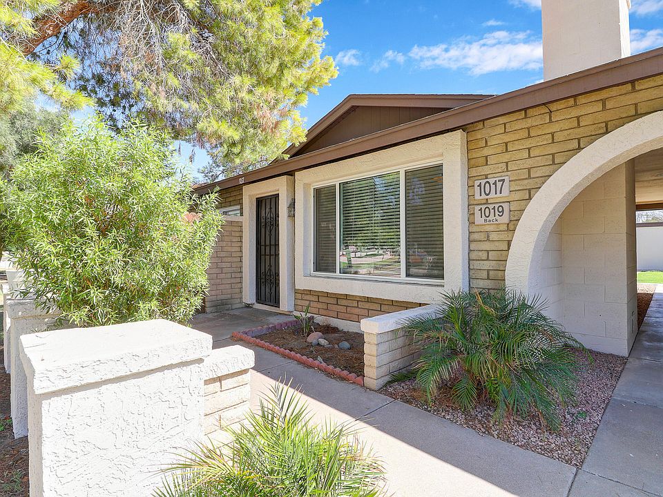1st image of 1017 W Laguna Dr