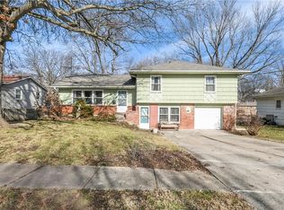 8622 E 84th St, Raytown, MO 64133