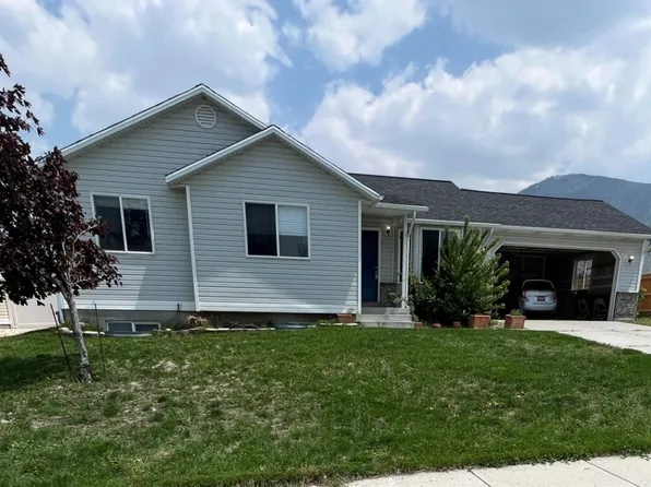 402 N 880 E, Tooele, UT 84074