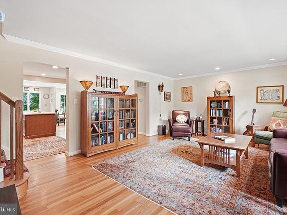 4th image of 2504 Turbridge Ln