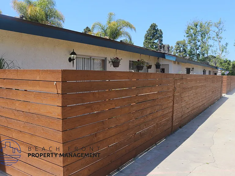 2186 Pacific Ave — Photo 22