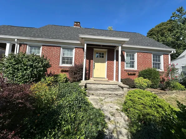 1377 Collinsdale Ave, Cincinnati, OH 45230
