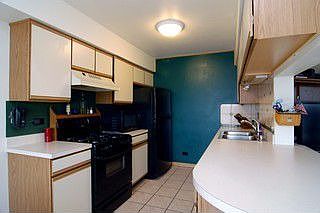 3rd image of 280 Cane Garden Cir