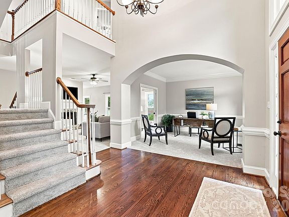 4th image of 10809 Jordan Rae Ln
