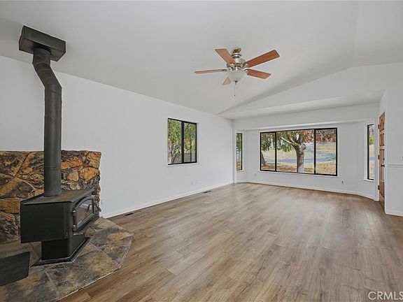 5th image of 10555 Sunset Ridge Dr