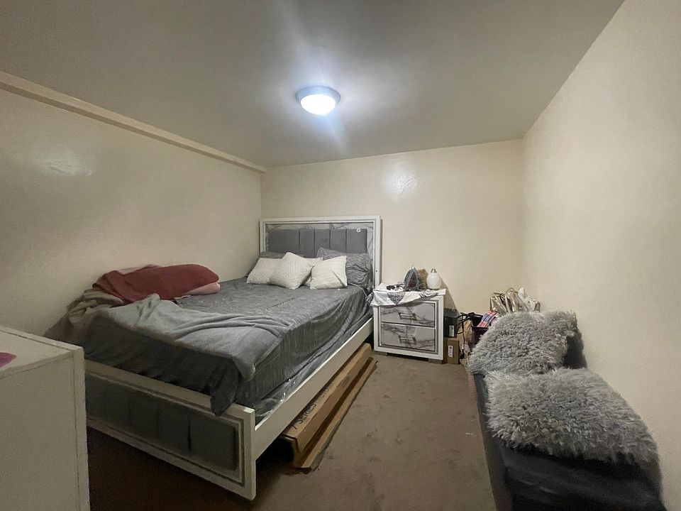 2nd image of 2444 Morgan Ave #1A
