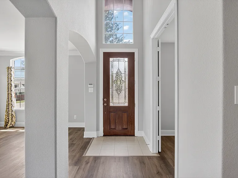 10115 Stone Harbor Way — Photo 2