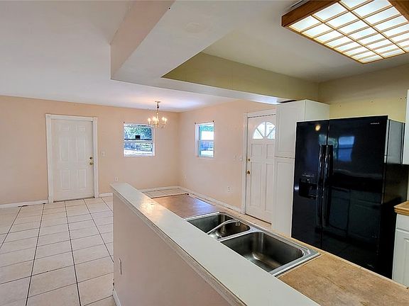 3rd image of 340 3rd Ave