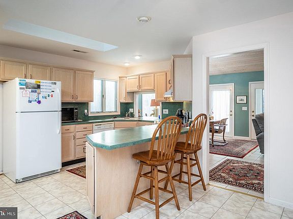 4th image of 2980 Lanier Ln