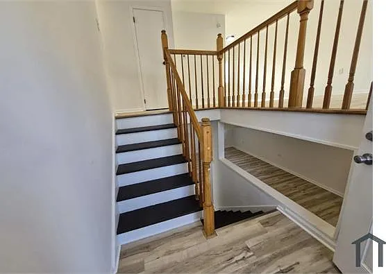 225 McKool Ave — Photo 11