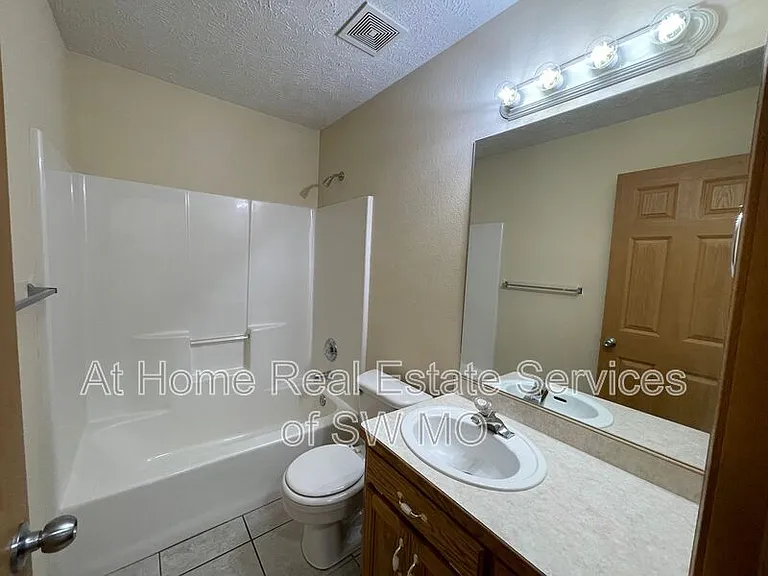 4351 S Farm Road 125 — Photo 6