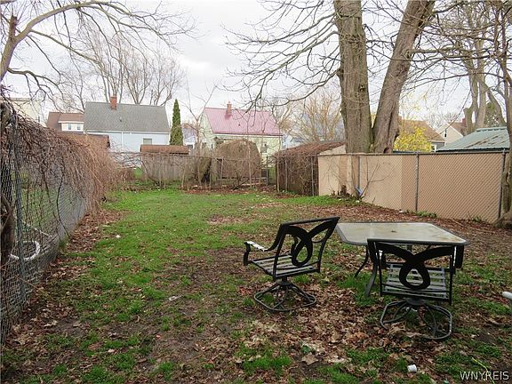 4th image of 23 Knoerl Ave