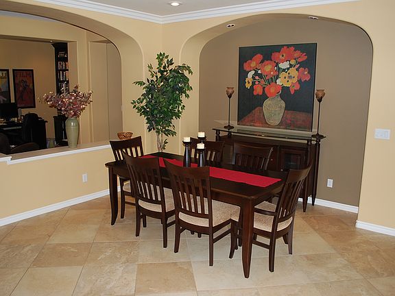 4th image of 9145 Edgeworth Pl