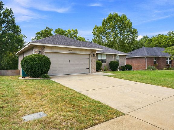 5th image of 3892 W Parkridge Circle