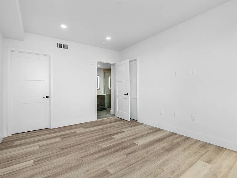 3632 Keystone Ave #303 — Photo 12