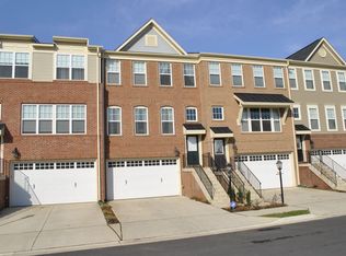 25345 Wakestone Park Ter, Chantilly, VA