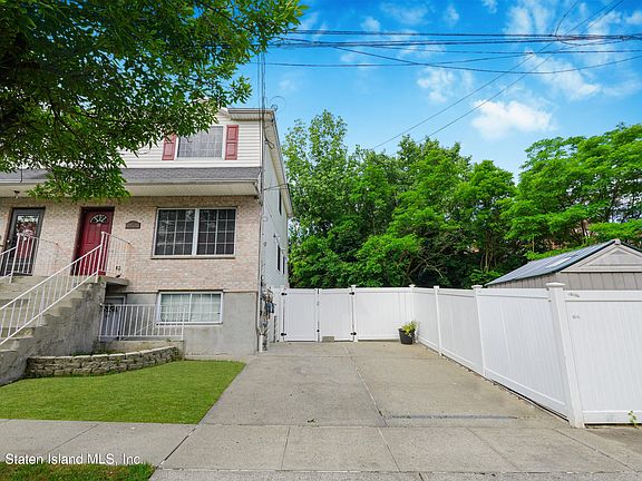 2nd image of 38 Imperial Ct