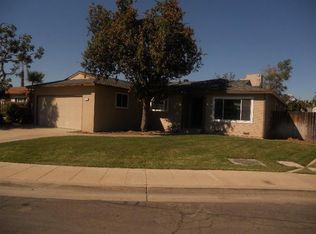 1747 Alamos Ave, Clovis, CA 93611